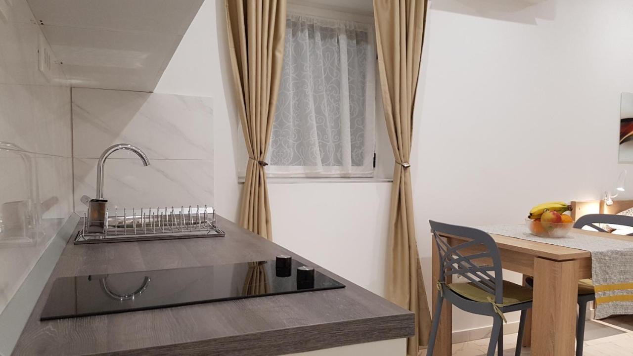 Apartament Tales Of Split - 100 Meters From The Seafront Zewnętrze zdjęcie